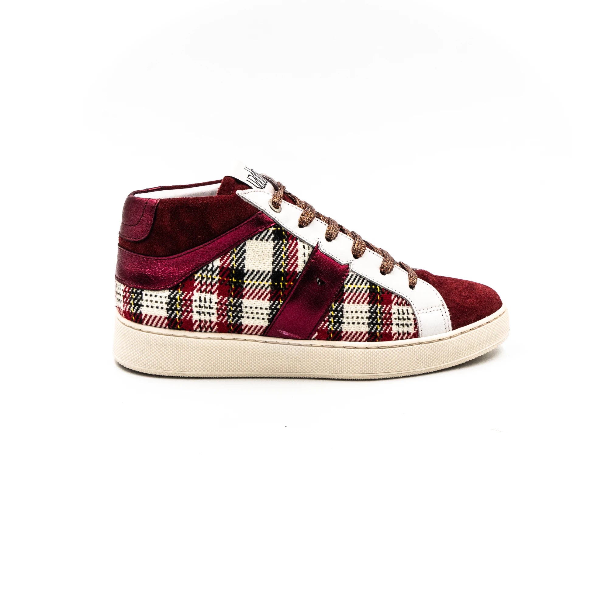 High-top sneakers with a checkered pattern in red, ecru and yellow.