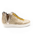 Sneakers with zipper and zebra pattern, in beige colors.